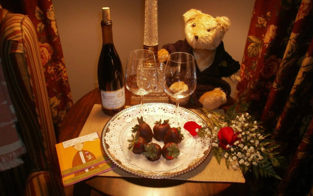 The Collins House Inn