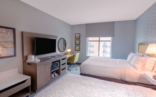 Hampton Inn Riverside Downtown