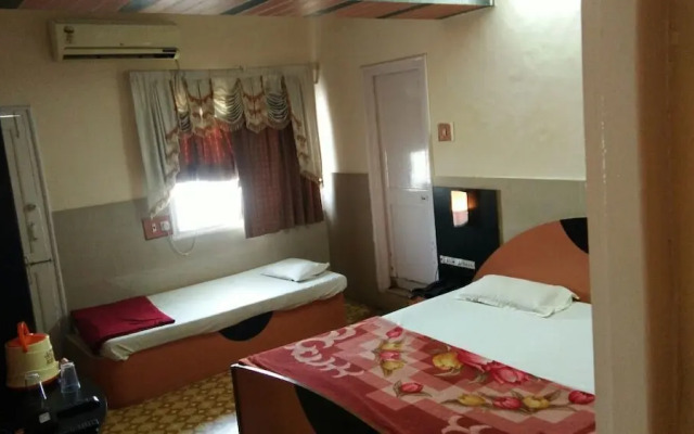 Hotel Meera