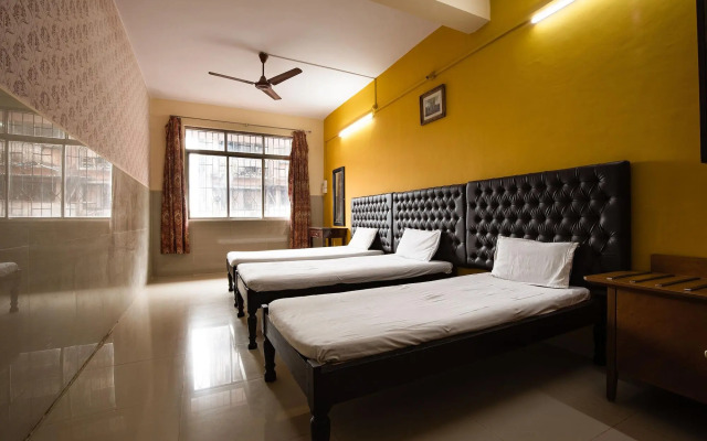 Hotel Poonam by OYO Rooms