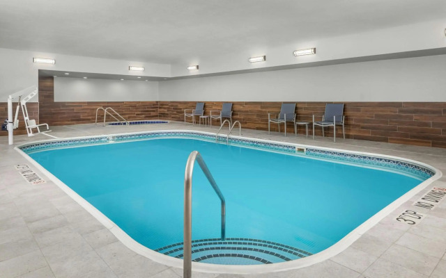 Fairfield Inn & Suites by Marriott Minneapolis Burnsville