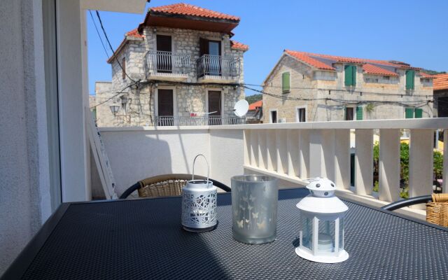 Remarkable 1-bed Apartment in Marina