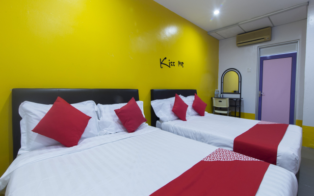 OYO 880 Hotel Purple Town