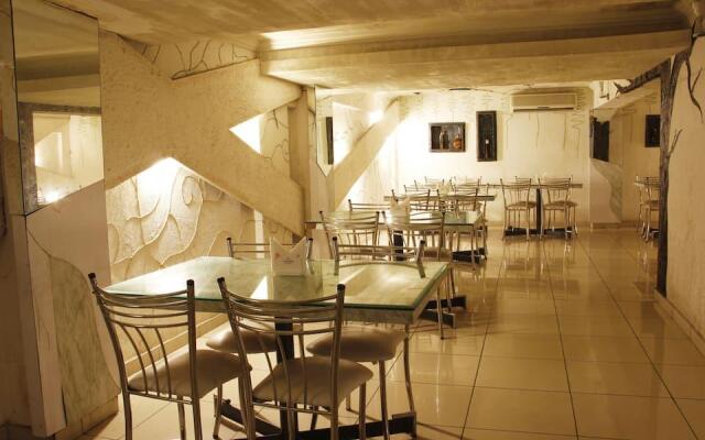 Sarovar Hotel