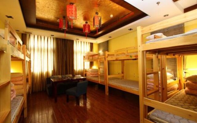 Qingdao Dragon Youth Hostel