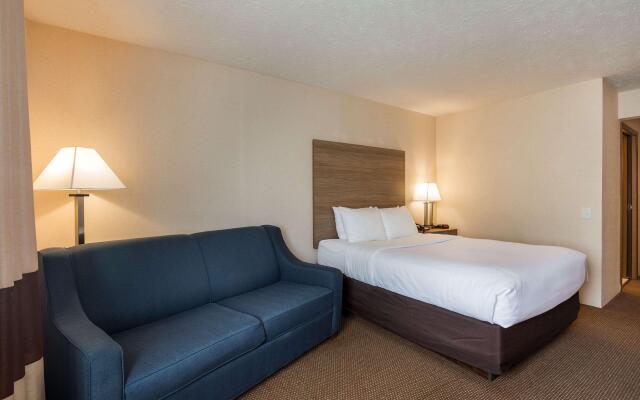 Quality Inn Petoskey-Harbor Springs