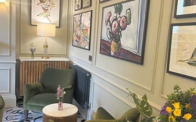 Waterloo Townhouse & Suites