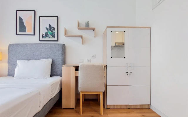 Warm And Simply Studio Apartment At Sky House Bsd – Guest Rooms – Legok