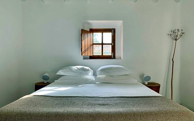 Casas Caiadas Boutique Home