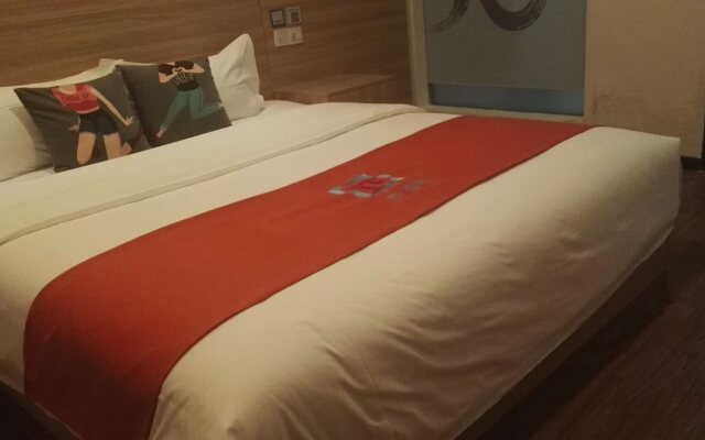Pai Hotel Xian Ming City Wall Railway Station