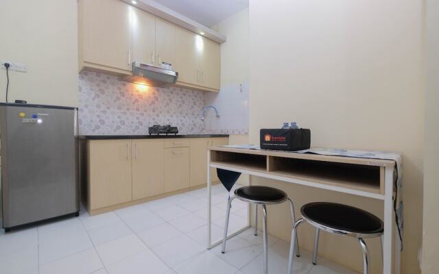 Nice and Comfy 1BR Apartment at MT Haryono Residence