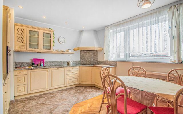 Awesome Apartment in Gdynia With Wifi and 2 Bedrooms