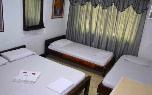 Hostal Calamar