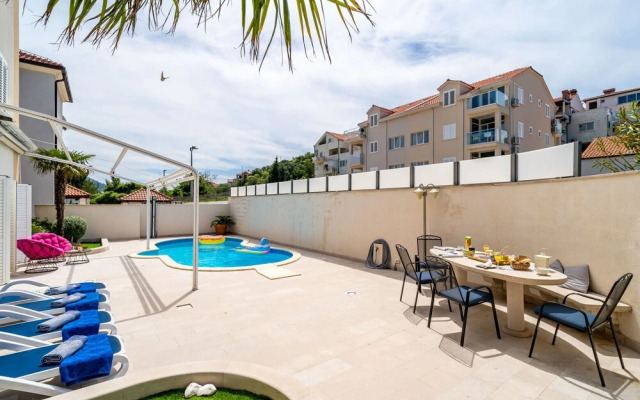 Lorena Suite