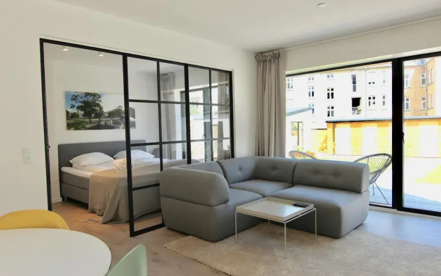 Fantastic Apartment w Private Terrace