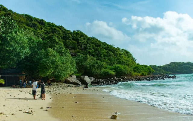 OYO 306 Sonri Villa sea View