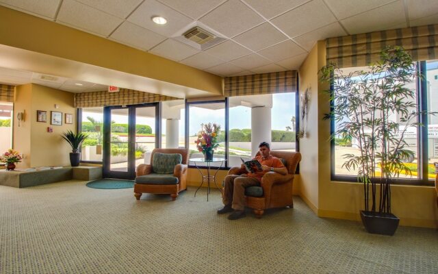 Casa Del Mar Beachfront