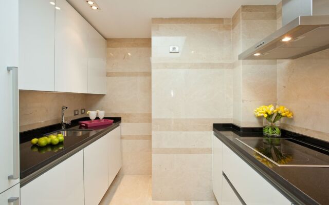 Home Club Calle Nueva Apartments