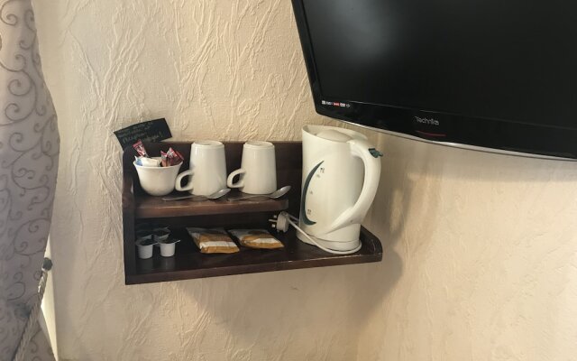 The Carre Arms Hotel