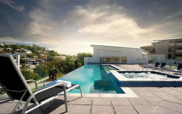 Oaks Townsville Gateway Suites