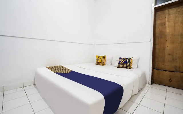 OYO Homes 90914 Eco Tourism Desa Cipada Bukit Senyum Homestay Syariah