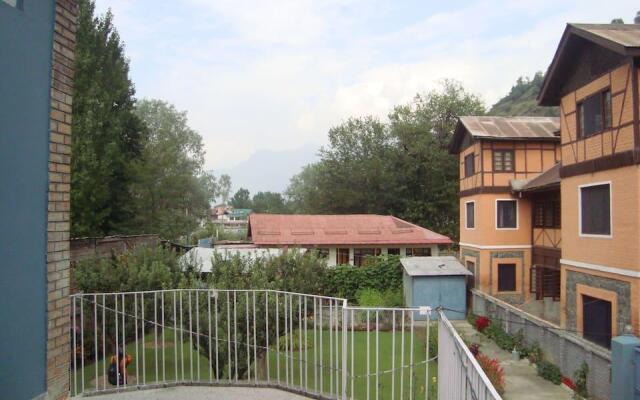 Lakshmi Guest House