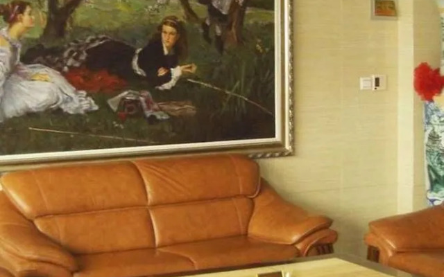 Qingdao Tianwei Huaqing Hotel