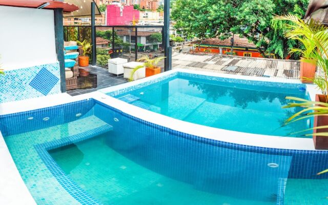 $ PROMO $ 3 Bedrooms with Bathrooms apartment & Jacuzzi in Lleras park @Poblado