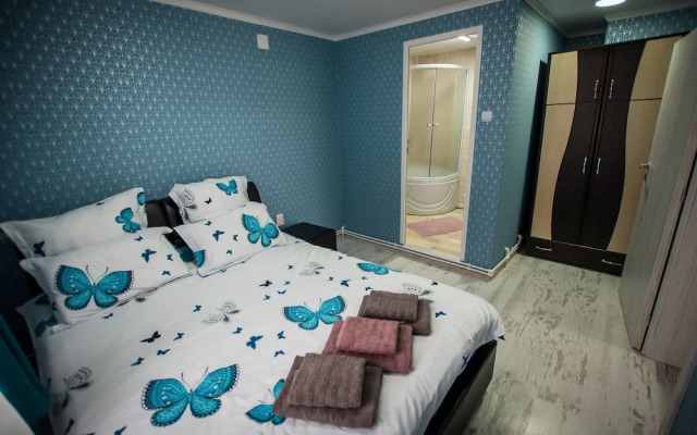 Stunning 5 Bed House in Campulung Moldovenesc