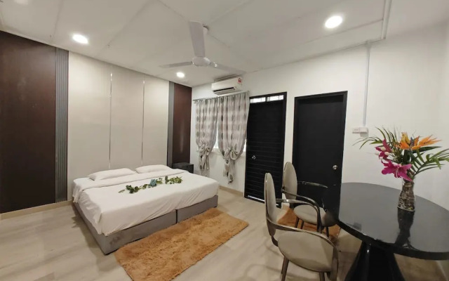 Taman Duta KL Deluxe Villa by uBook