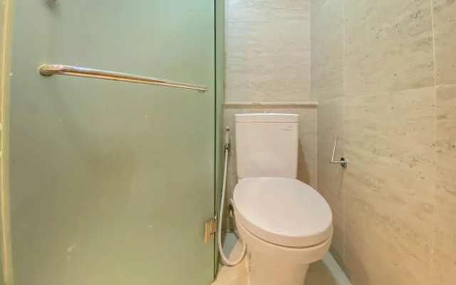 Good And Homey 1Br At Gold Coast Apartment