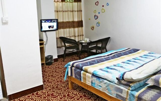 Xiamen Station inn