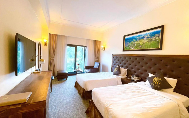 Phoenix Hotel