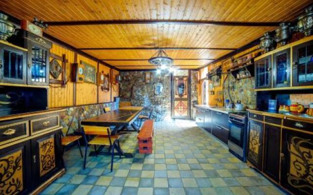 Guest House on Kolkhoznaya 74