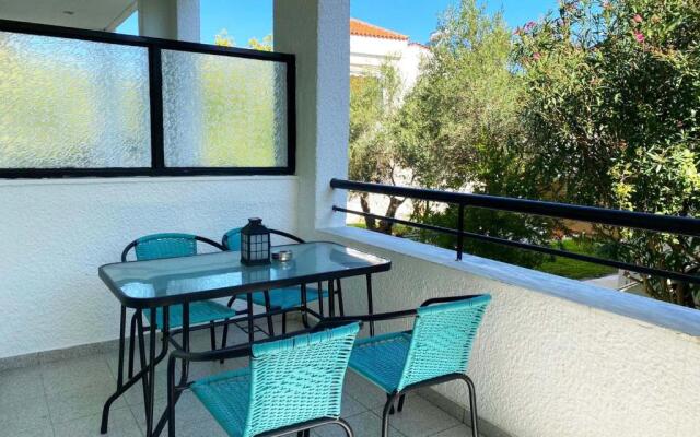 Cozy Apartment in Skala Fourkas,2 BR, 100m/Beach