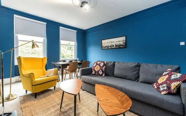 Sherlock's Residence by Allo Maisons