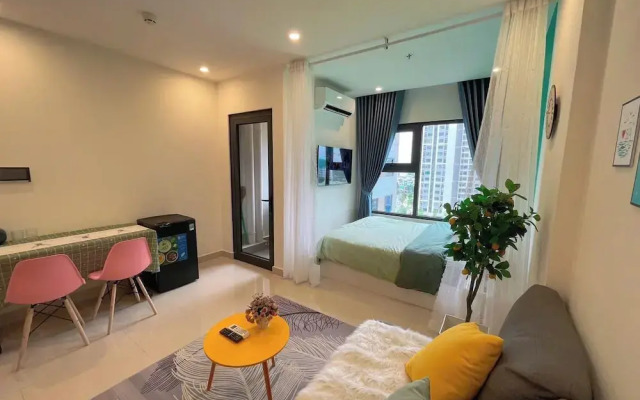 SURIHOME- Vinhomes Grand Park Apartments