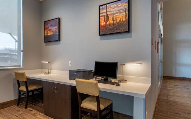 Best Western Plus Coachella Valley Inn & Suites