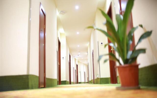 GreenTree Inn Jiangsu Suzhou Yangchenghu Qianshuiwan Express Hotel