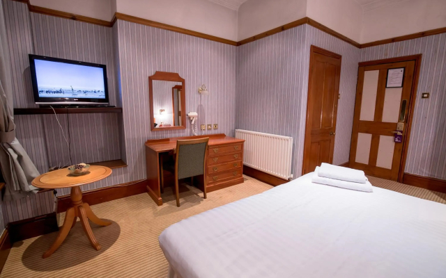 Harefield Manor Hotel