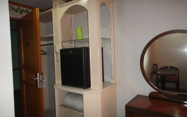 Holiday Plaza Hotel - Cebu