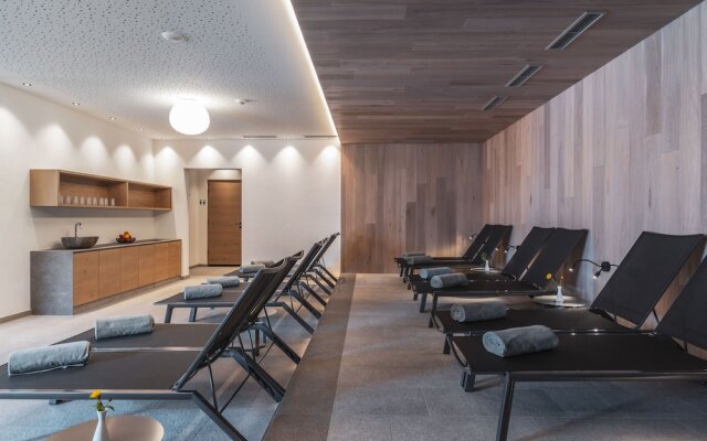 Maraias Luxury Suites & Apartments