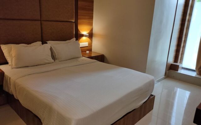 FabHotel Universal Garden