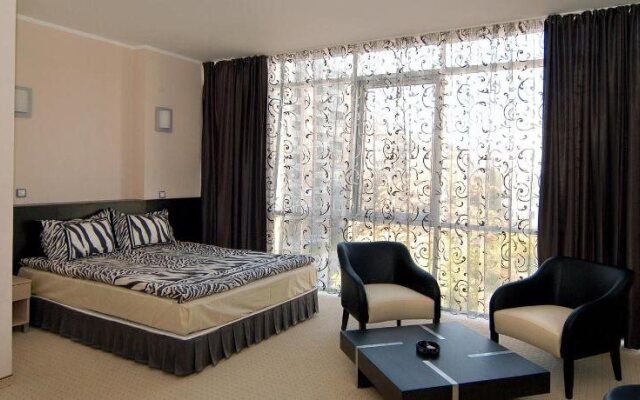 Hotel Noris