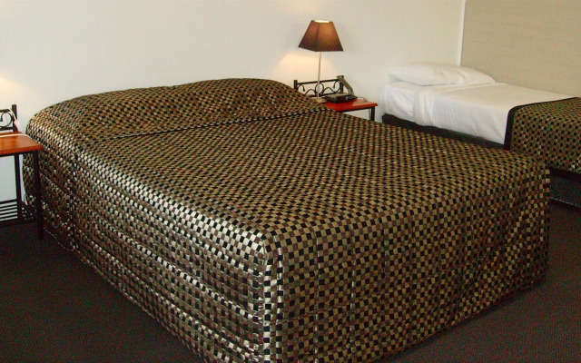 Campbelltown Colonial Motor Inn