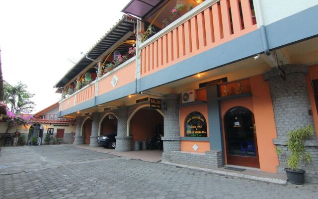 Sari Homestay