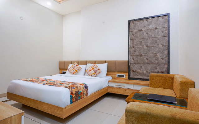 FabHotel Jewel Palace