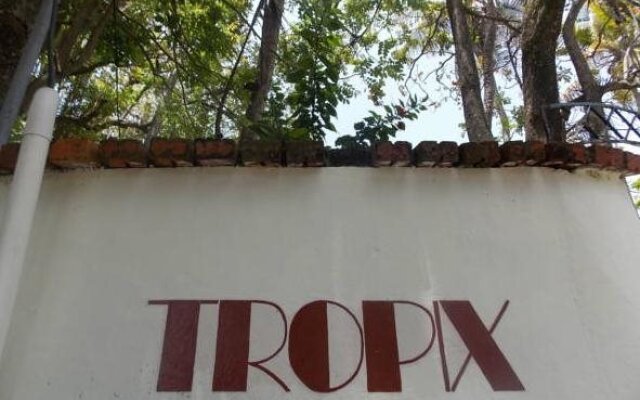 Tropix Hotel