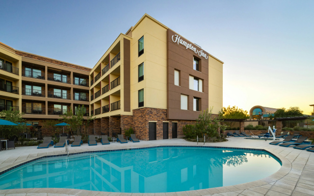 Hampton Inn by Hilton Carefree