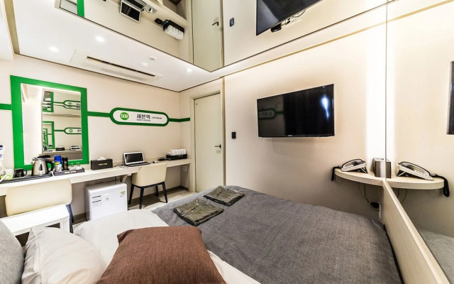Incheon Seven Hotel